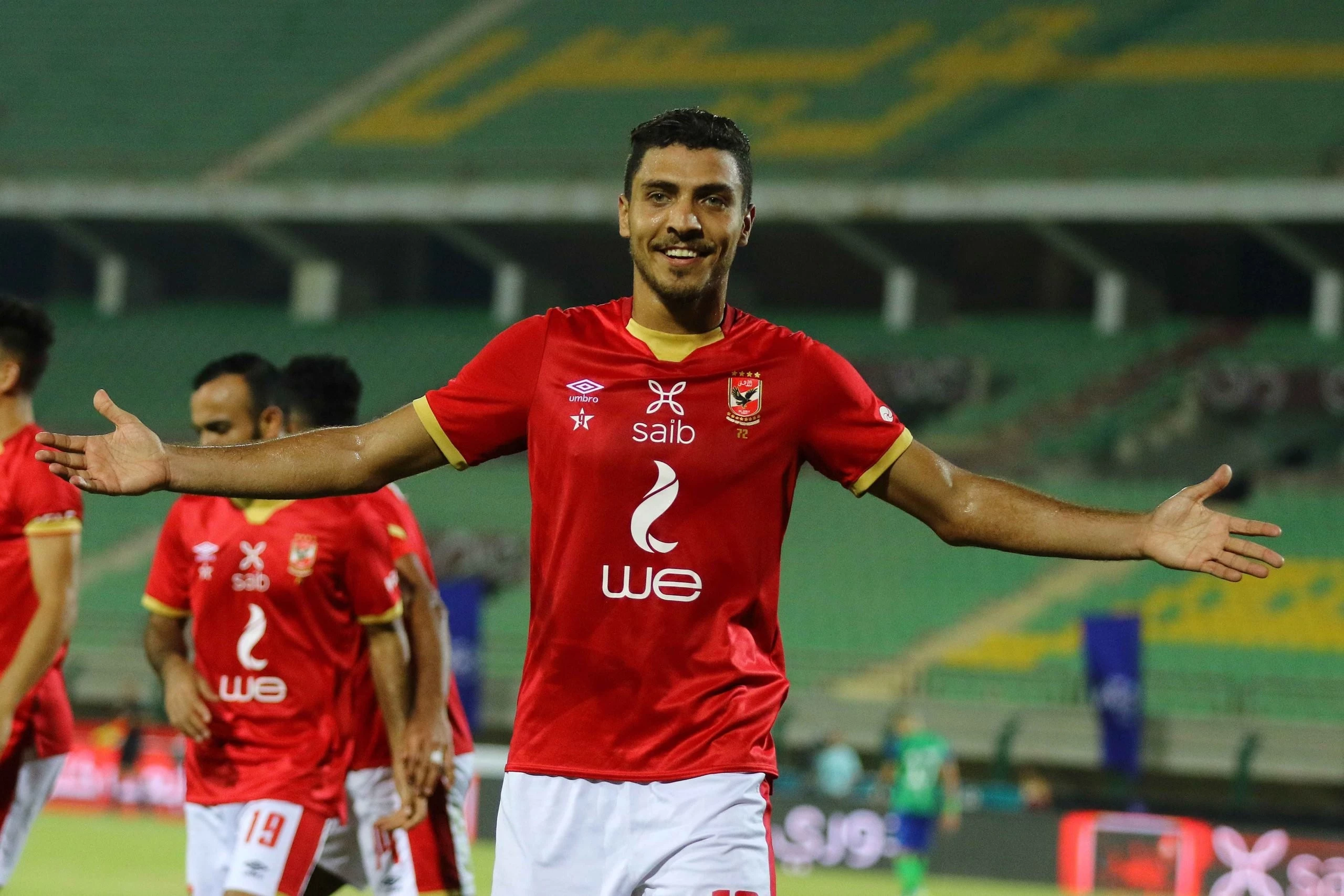 عاجل| محمد شريف مهاجم الأهلي يرحل رسميا للخليج السعودي